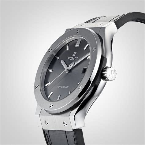 Hublot Classic Fusion Titanium Racing Grey (511.NX.7071.LR)